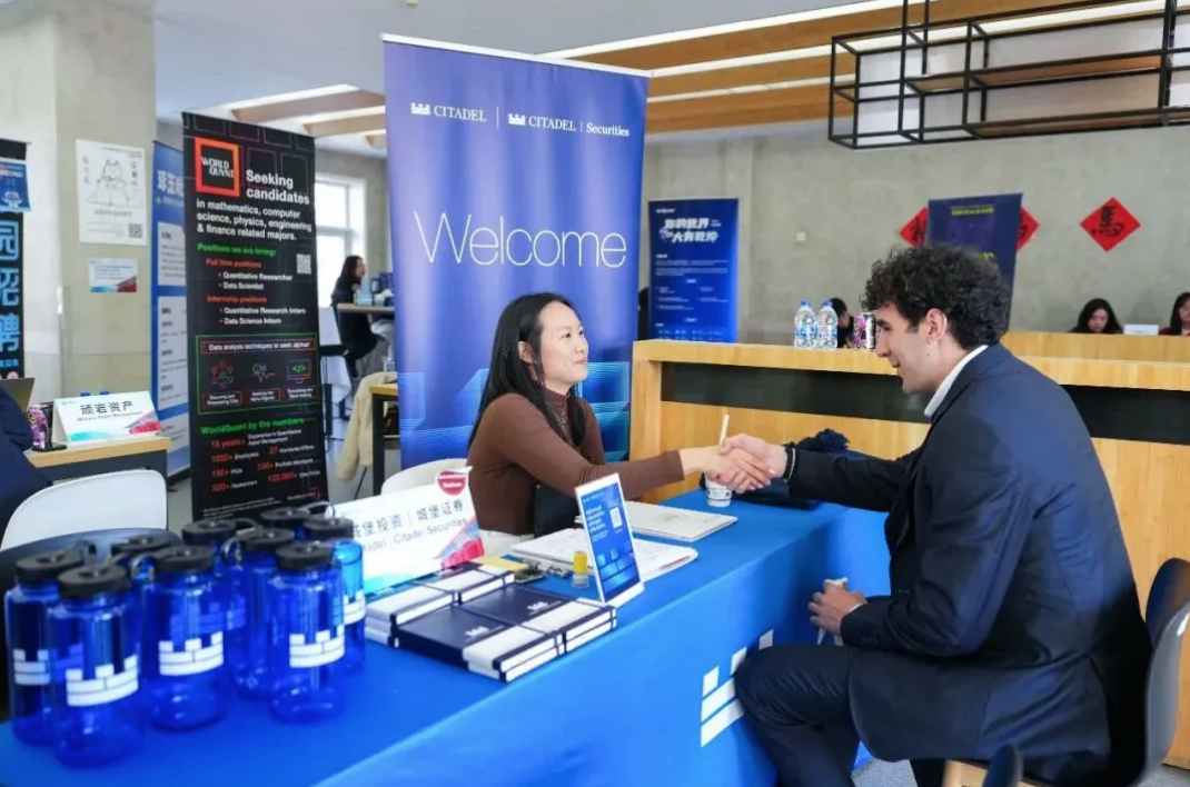 A9DA62153D6C414A3809B5A57EA_450BBC9E_1177DD