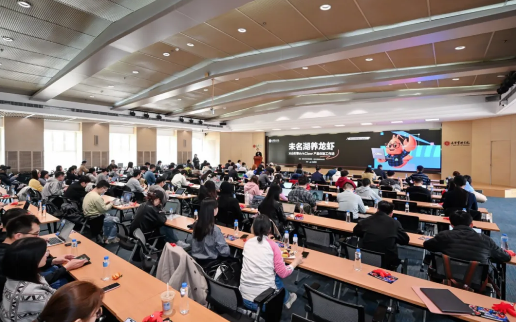 5A9A28D8DE7380C48DE4CE1BBC0_A2126650_112144